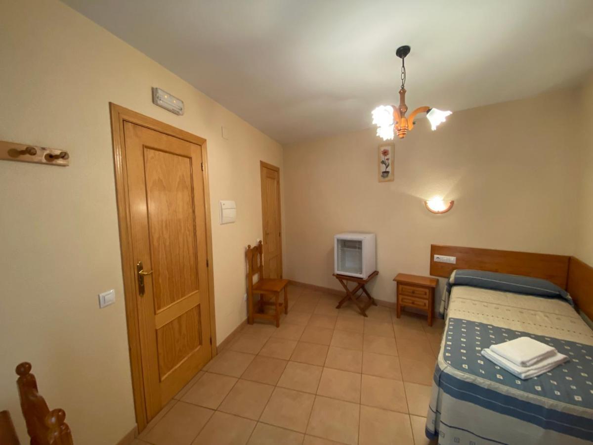 Hostal Jose Mari Ciudad-Rodrigo المظهر الخارجي الصورة